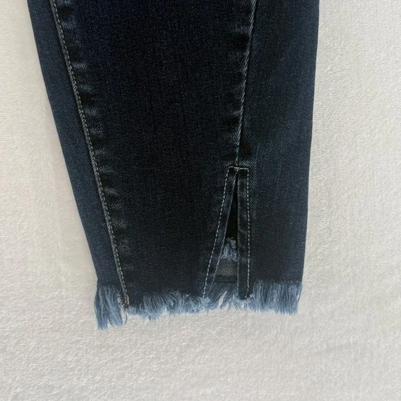 Kancan‎ High Rise Skinny Jeans Womens XL Dark Blue Distressed Frayed Hem - Picture 6 of 9